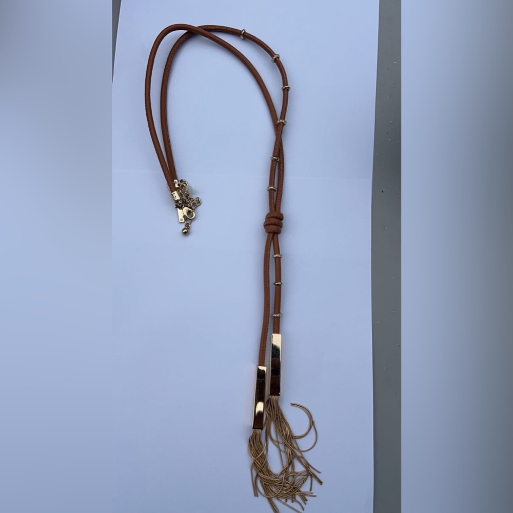 White House Black Market Necklace